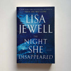 The Night She Disappeared by Lisa Jewell - Fiction Novel
📙📘 Bundle 2 for $15